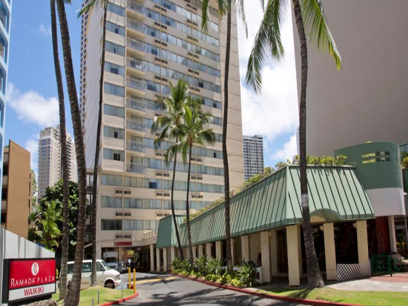 Hotel Ramada Plaza By Wyndham Waikiki 3*